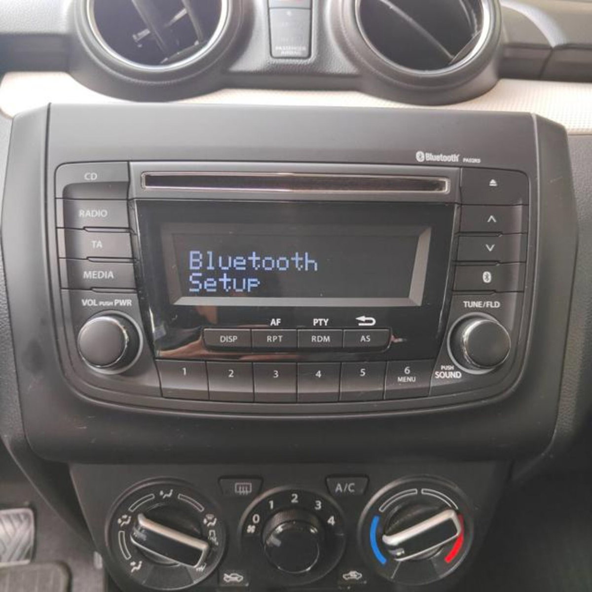 Suzuki Swift 1.2 Hybrid CVT Easy Top (16)