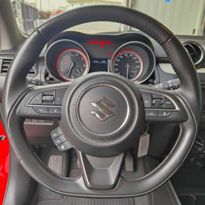 Suzuki Swift 1.2 Hybrid CVT Easy Top (20)