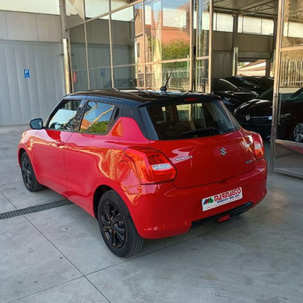 Suzuki Swift 1.2 Hybrid CVT Easy Top (4)