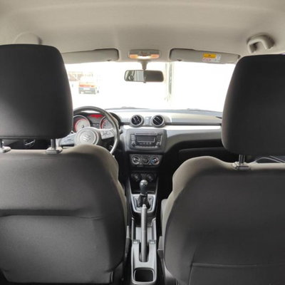 Suzuki Swift 1.2 Hybrid CVT Easy Top (9)