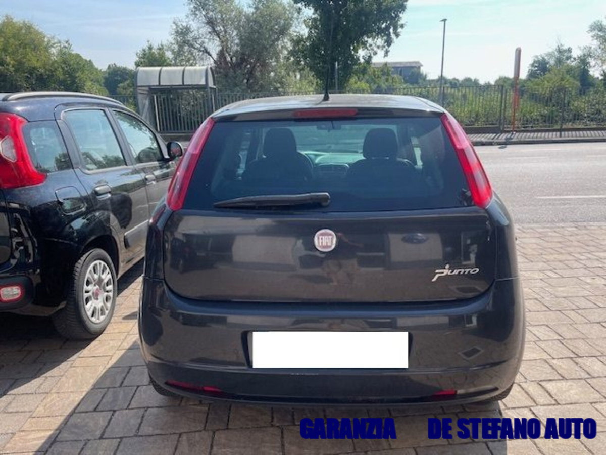 Fiat Grande Punto 1.3 MJT 90 CV 3 porte Emotion (3)