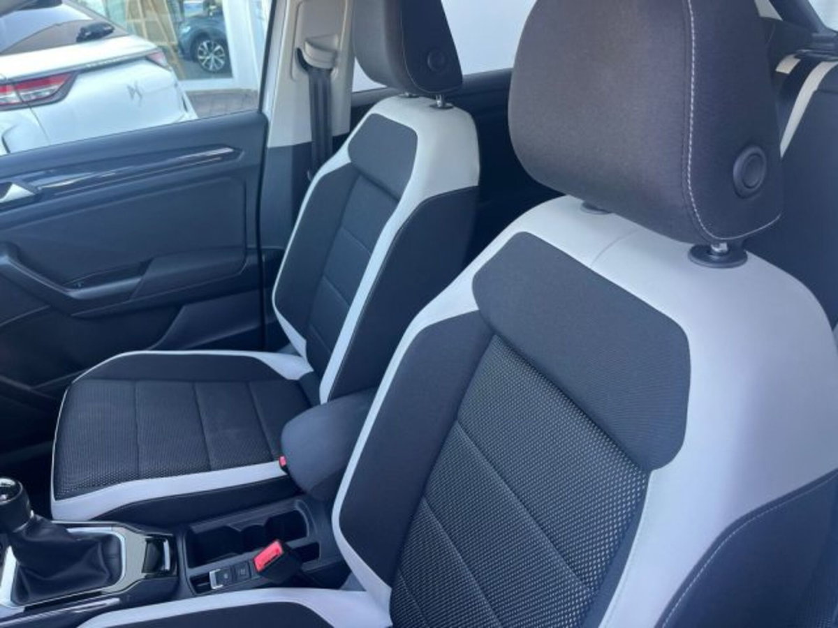 Volkswagen T-Roc 1.6 TDI SCR Advanced BlueMotion Technology (7)