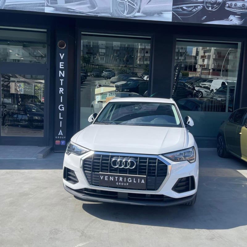 Audi Q3 35 TDI quattro S tronic Business