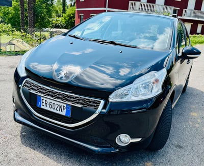 Peugeot 208 VTi 82 CV 5 porte Allure usata