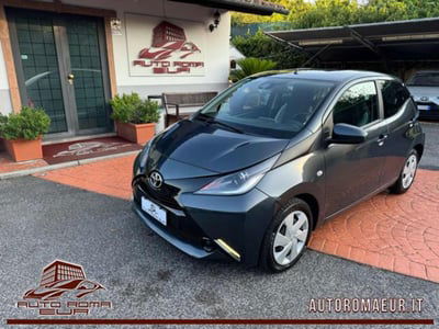 Toyota Aygo 1.0 VVT-i 69 CV 5 porte x-play TSS usata