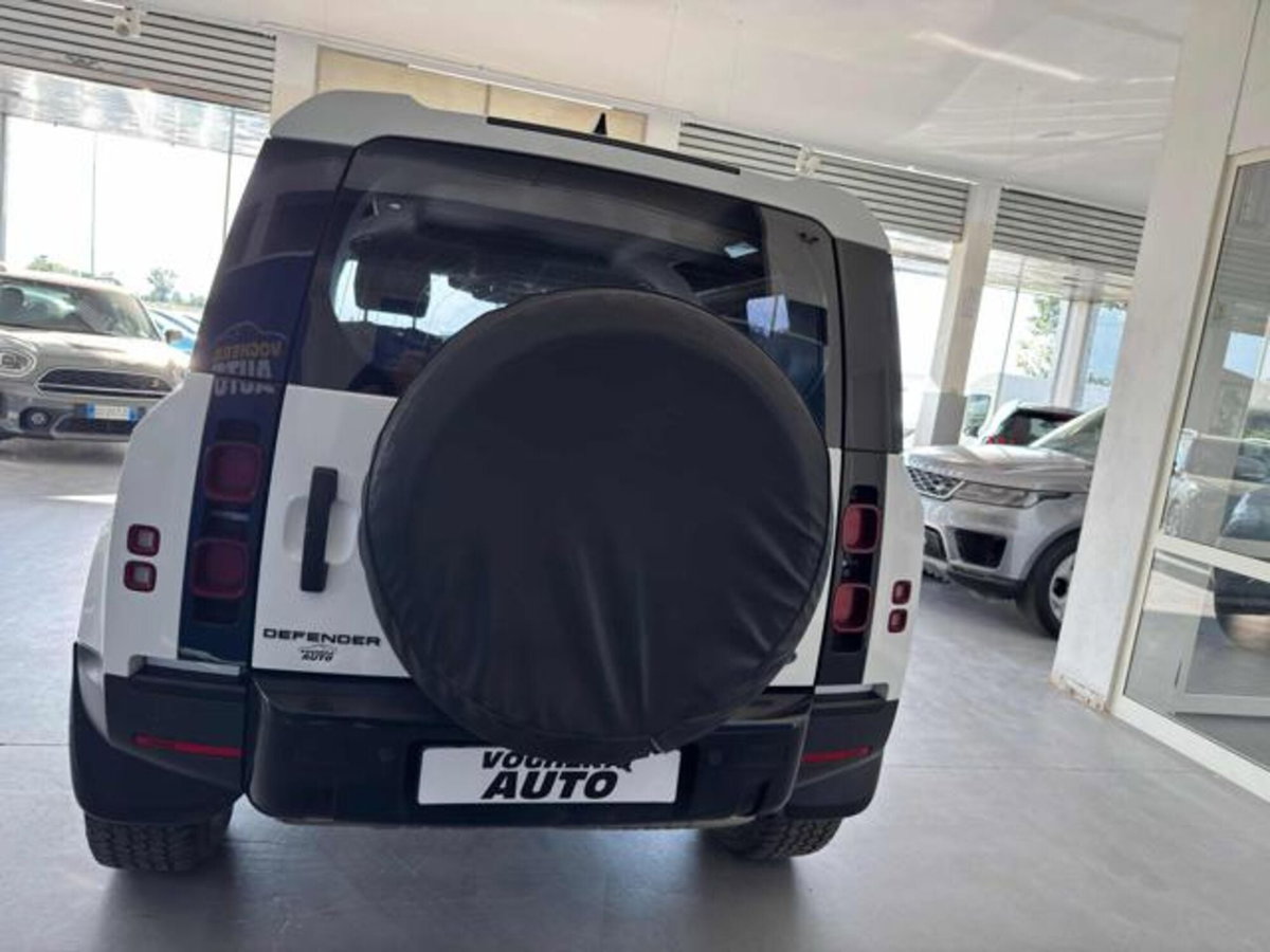 Land Rover Defender 90 3.0D I6 200 CV AWD Auto S (4)