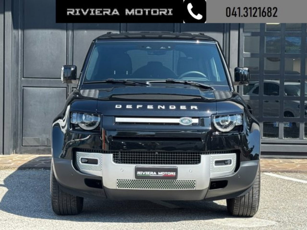 Land Rover Defender 110 3.0D I6 200 CV AWD Auto S (2)