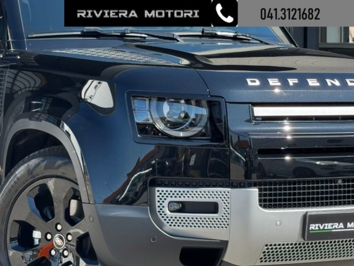 Land Rover Defender 110 3.0D I6 200 CV AWD Auto S (4)