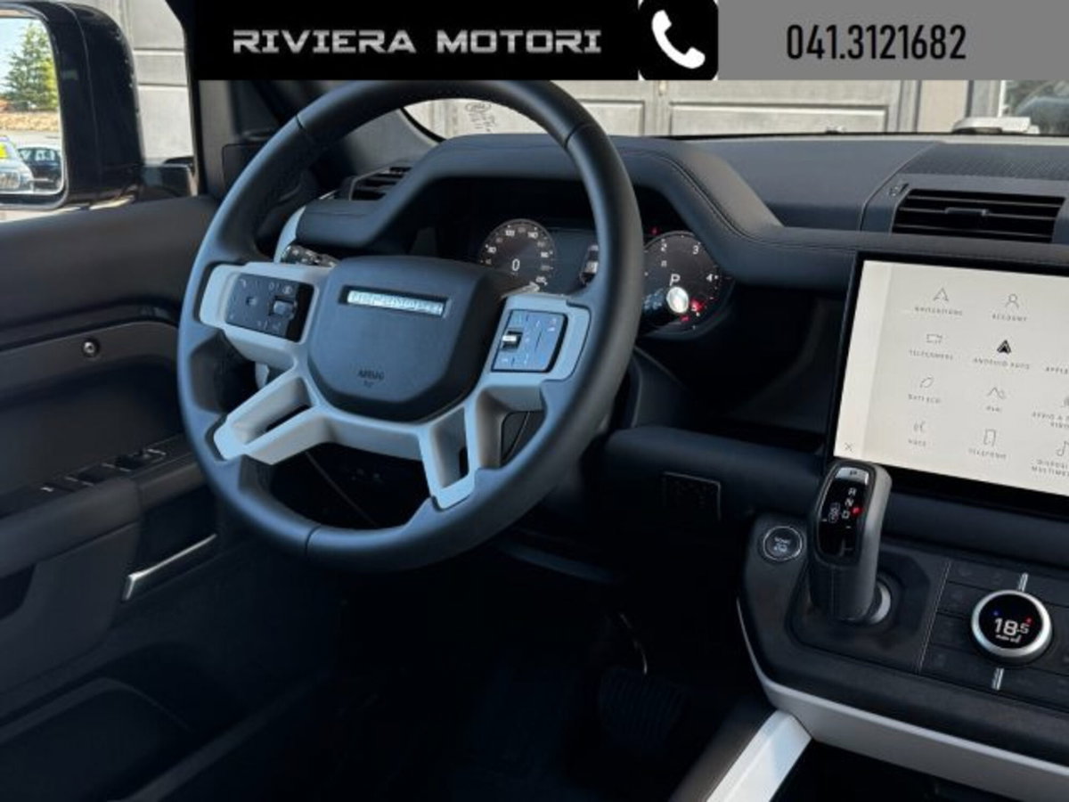 Land Rover Defender 110 3.0D I6 200 CV AWD Auto S (5)