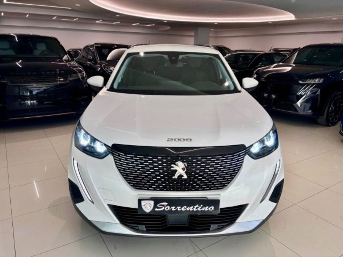 Peugeot 2008 BlueHDi 110 S&S Allure (2)