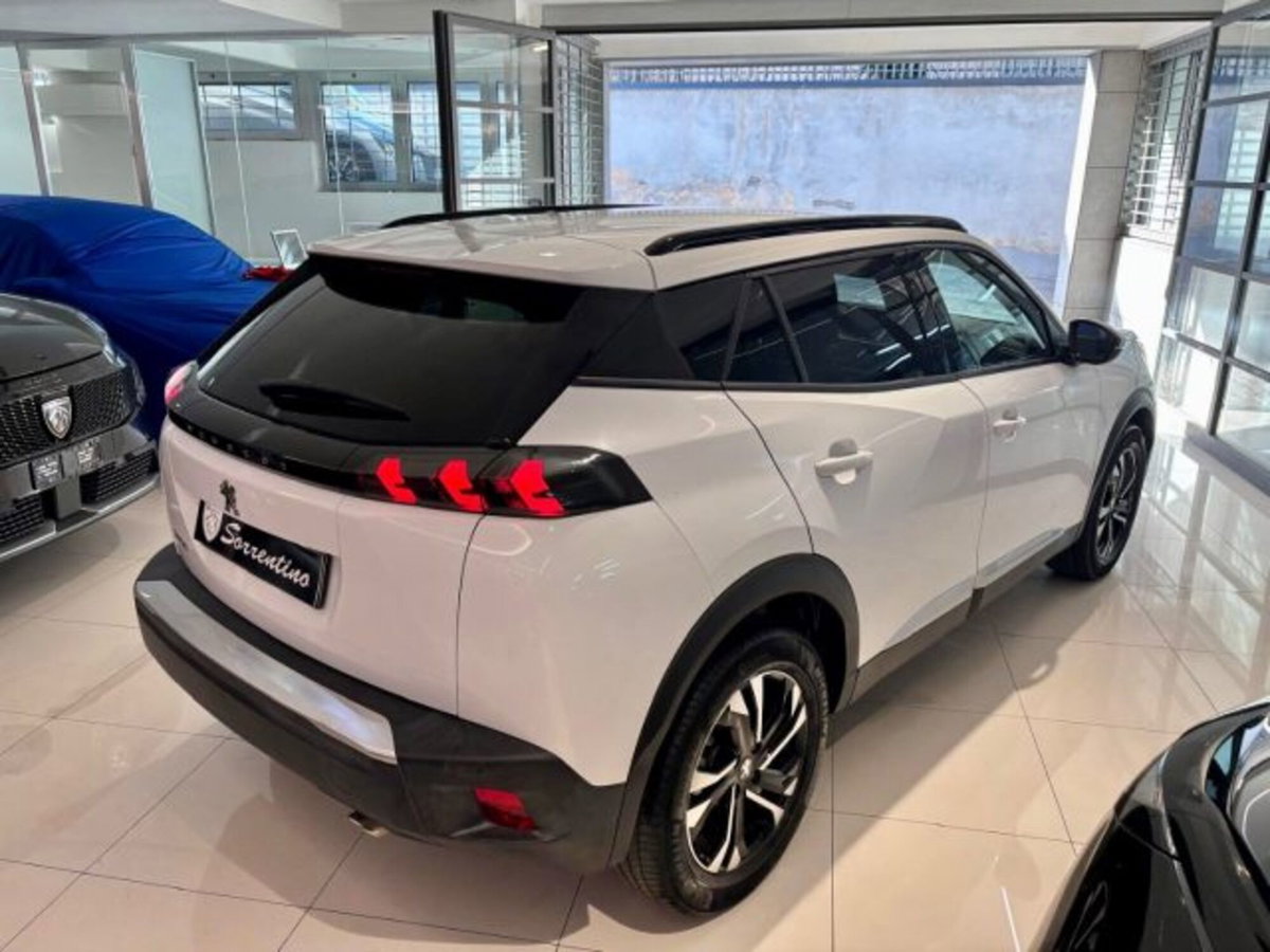 Peugeot 2008 BlueHDi 110 S&S Allure (6)