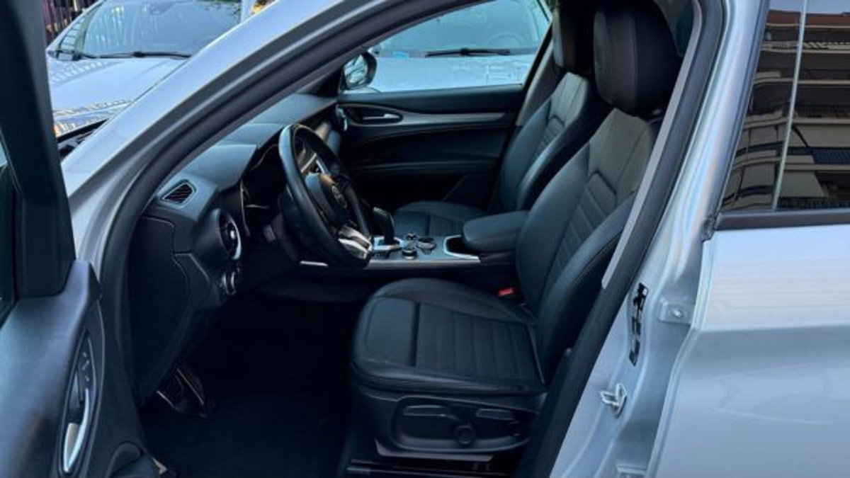 Alfa Romeo Stelvio Stelvio 2.2 Turbodiesel 190 CV AT8 Q4 Super Business (12)