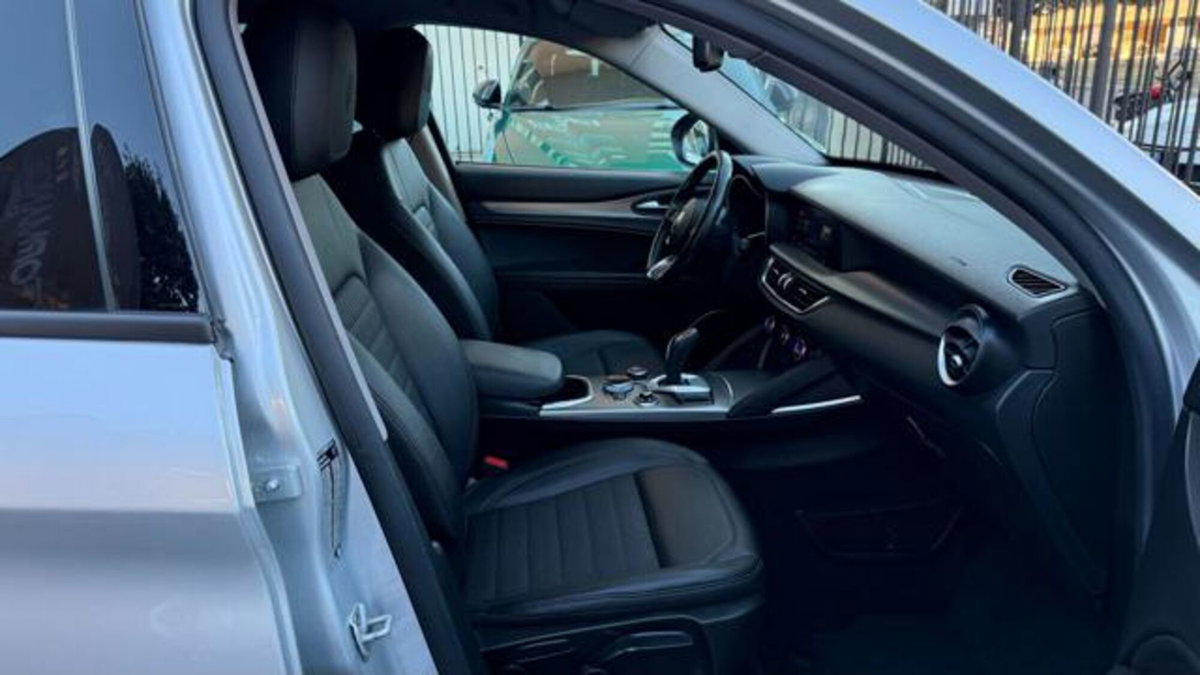 Alfa Romeo Stelvio Stelvio 2.2 Turbodiesel 190 CV AT8 Q4 Super Business (16)