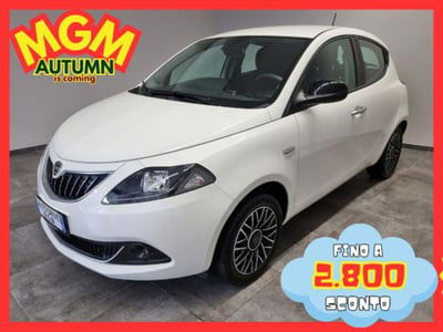 Lancia Ypsilon 1.0 FireFly 5 porte S&S Hybrid Gold Plus usata