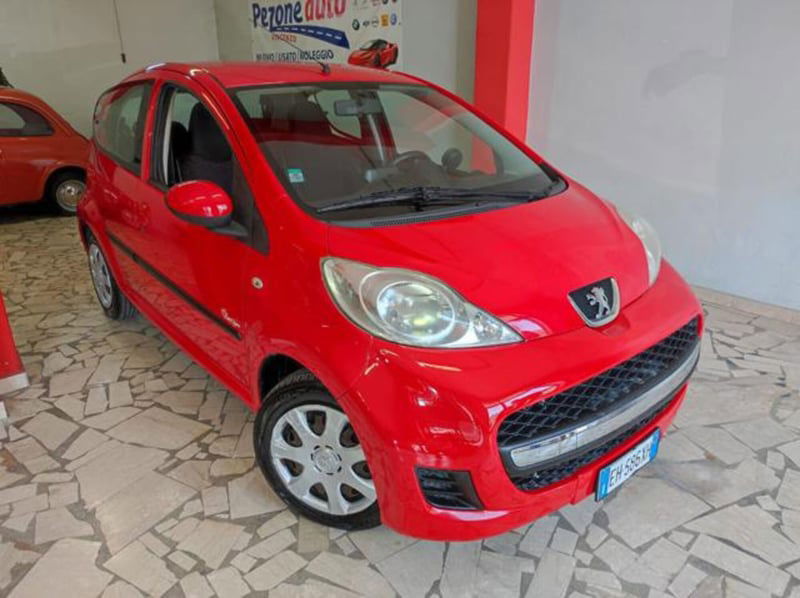 Peugeot 107 68CV 5p. Sweet Years 2Tronic