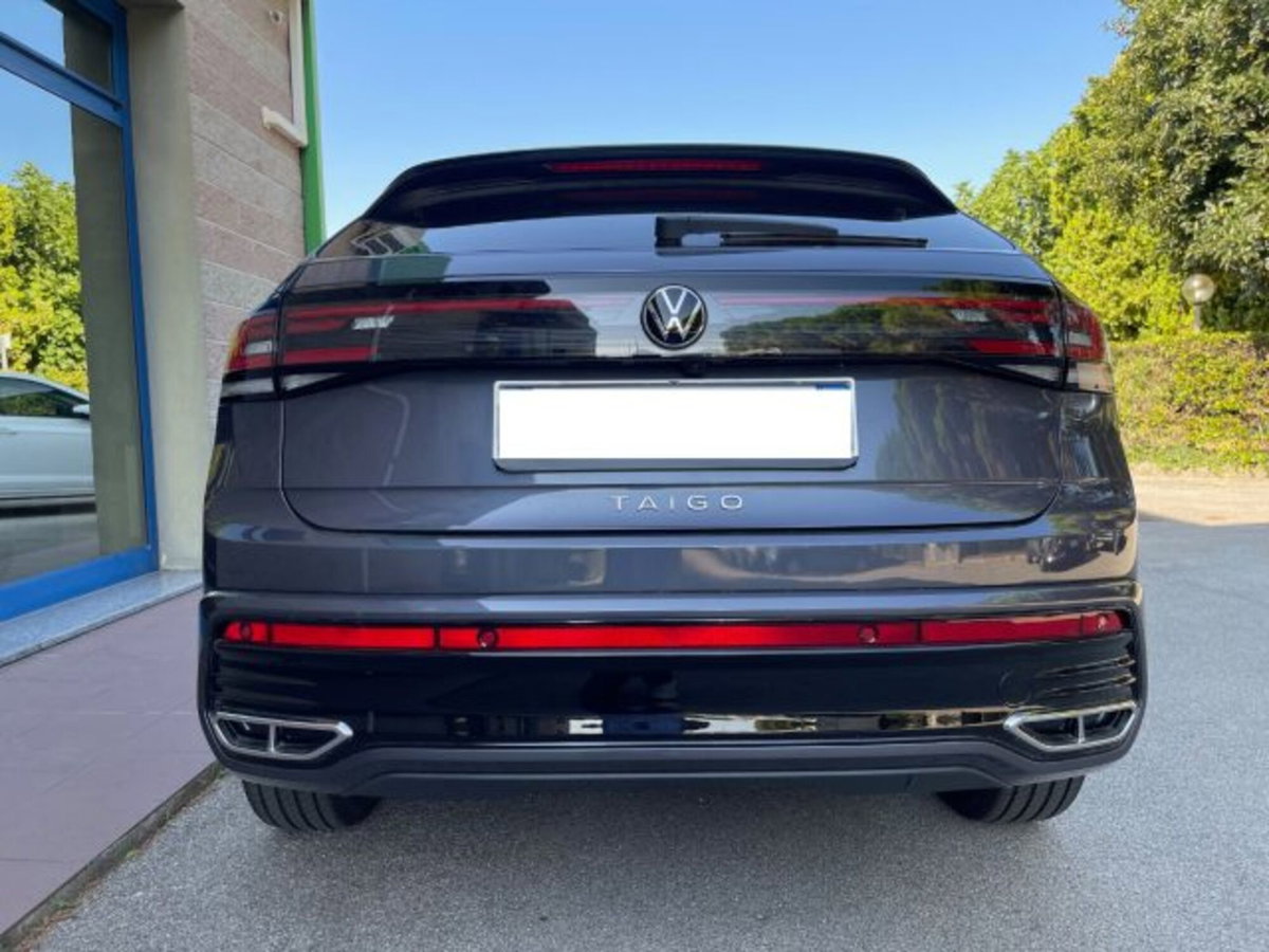 Volkswagen Taigo 1.0 TSI 110 CV R-Line (5)