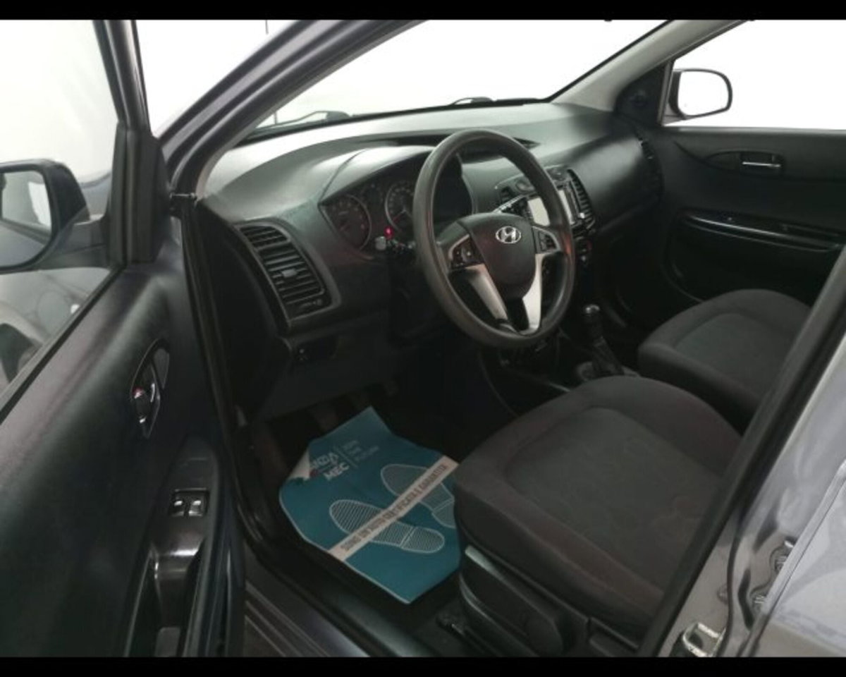 Hyundai i20 1.2 3p. BlueDrive GPL Classic (7)