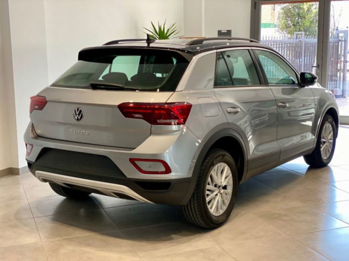 Volkswagen T-Roc 1.5 tsi R-Line dsg (8)