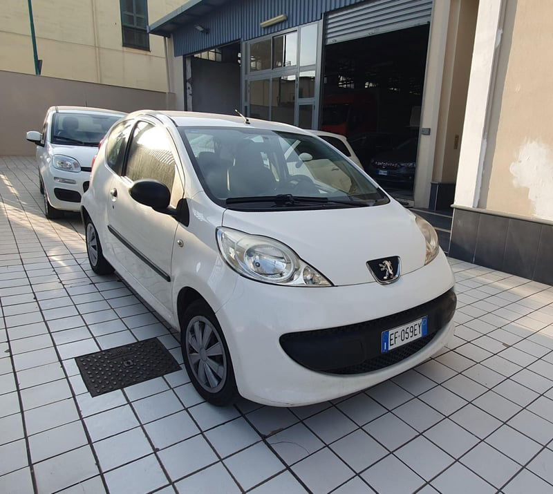 Peugeot 107 68CV 3p. Desir