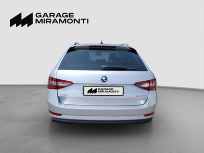 Skoda Superb Station Wagon 2.0 TDI CR DSG 4x4 Wagon Executive (5)