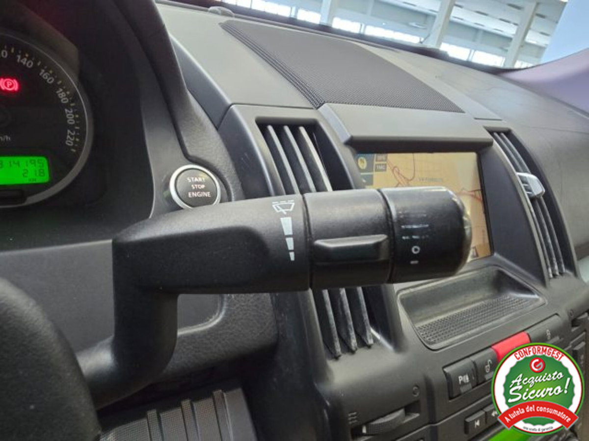 Land Rover Freelander 2.2 TD4 S.W. HSE (15)