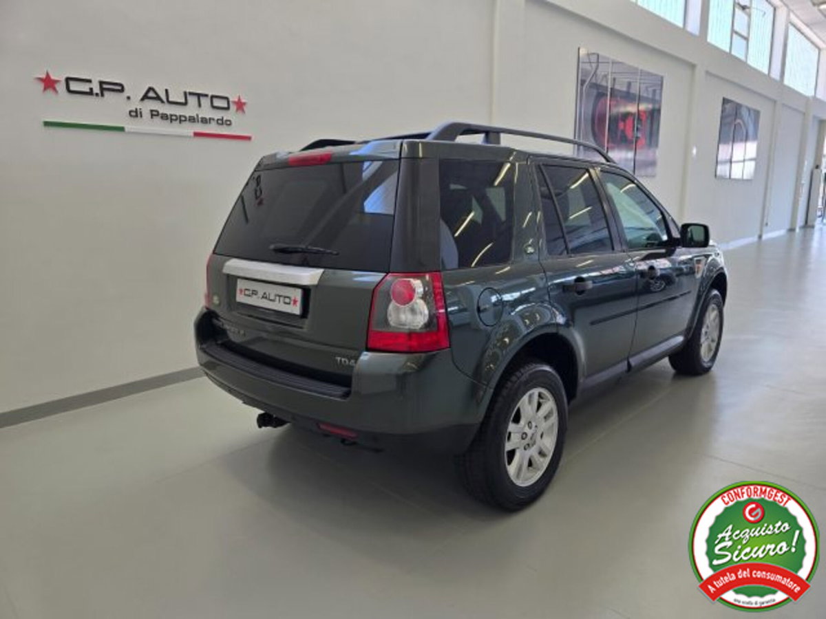 Land Rover Freelander 2.2 TD4 S.W. HSE (5)