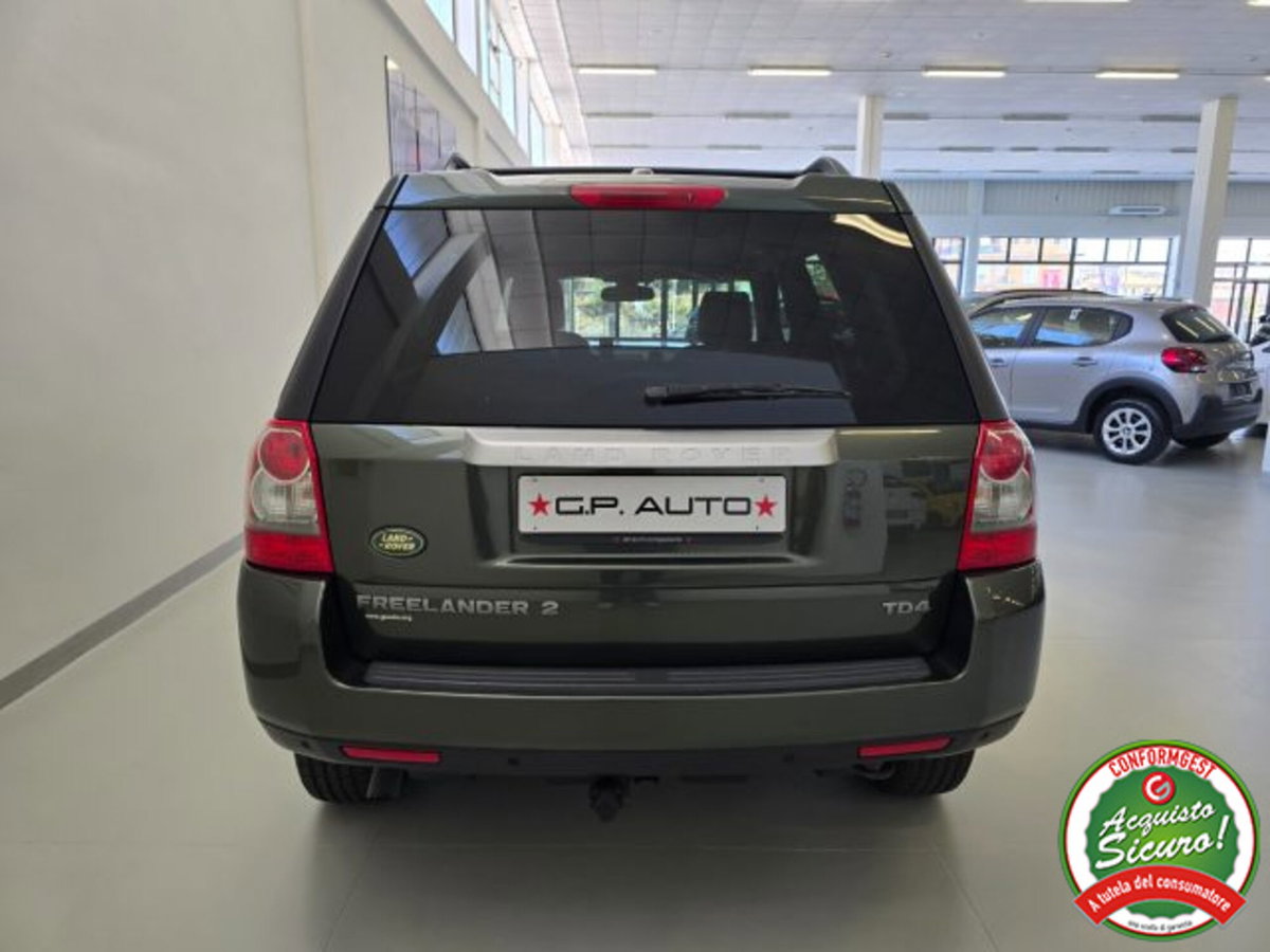 Land Rover Freelander 2.2 TD4 S.W. HSE (6)