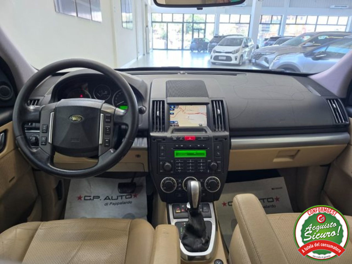 Land Rover Freelander 2.2 TD4 S.W. HSE (9)