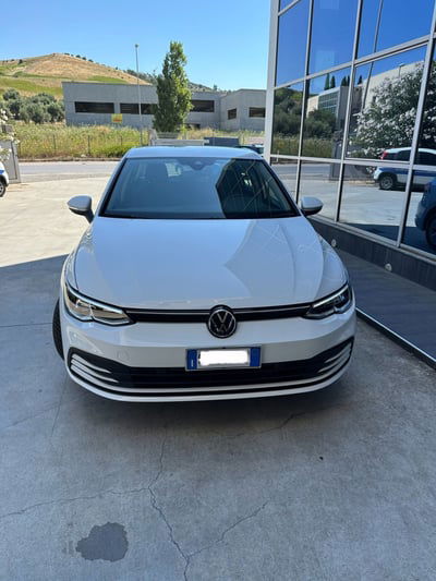 Volkswagen Golf 2.0 TDI 150 CV DSG SCR Life usata
