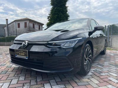 Volkswagen Golf 2.0 TDI SCR Life usata