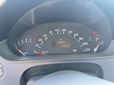Mercedes-Benz Classe A 140 cat Classic (10)