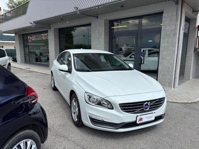 Volvo S60 D3 Geartronic Momentum usata