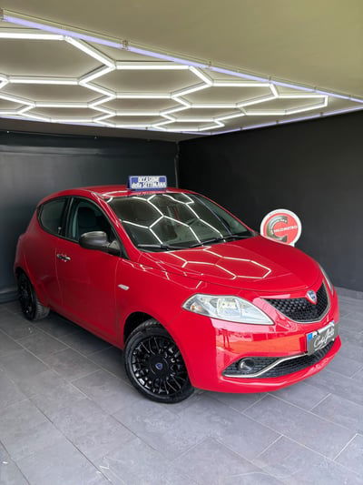 Lancia Ypsilon 1.2 69 CV 5 porte Gold usata