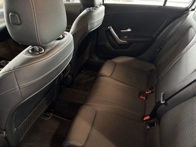 Mercedes-Benz Classe A 200 Business (15)