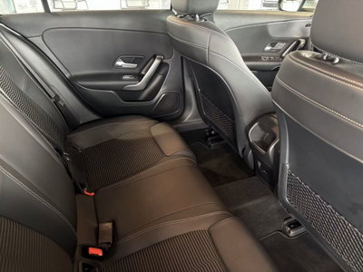 Mercedes-Benz Classe A 200 Business (16)