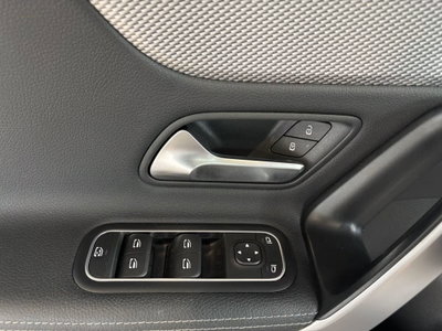 Mercedes-Benz Classe A 200 Business (7)