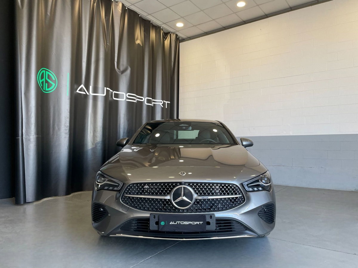 Mercedes-Benz CLA 200 Automatic Executive (2)