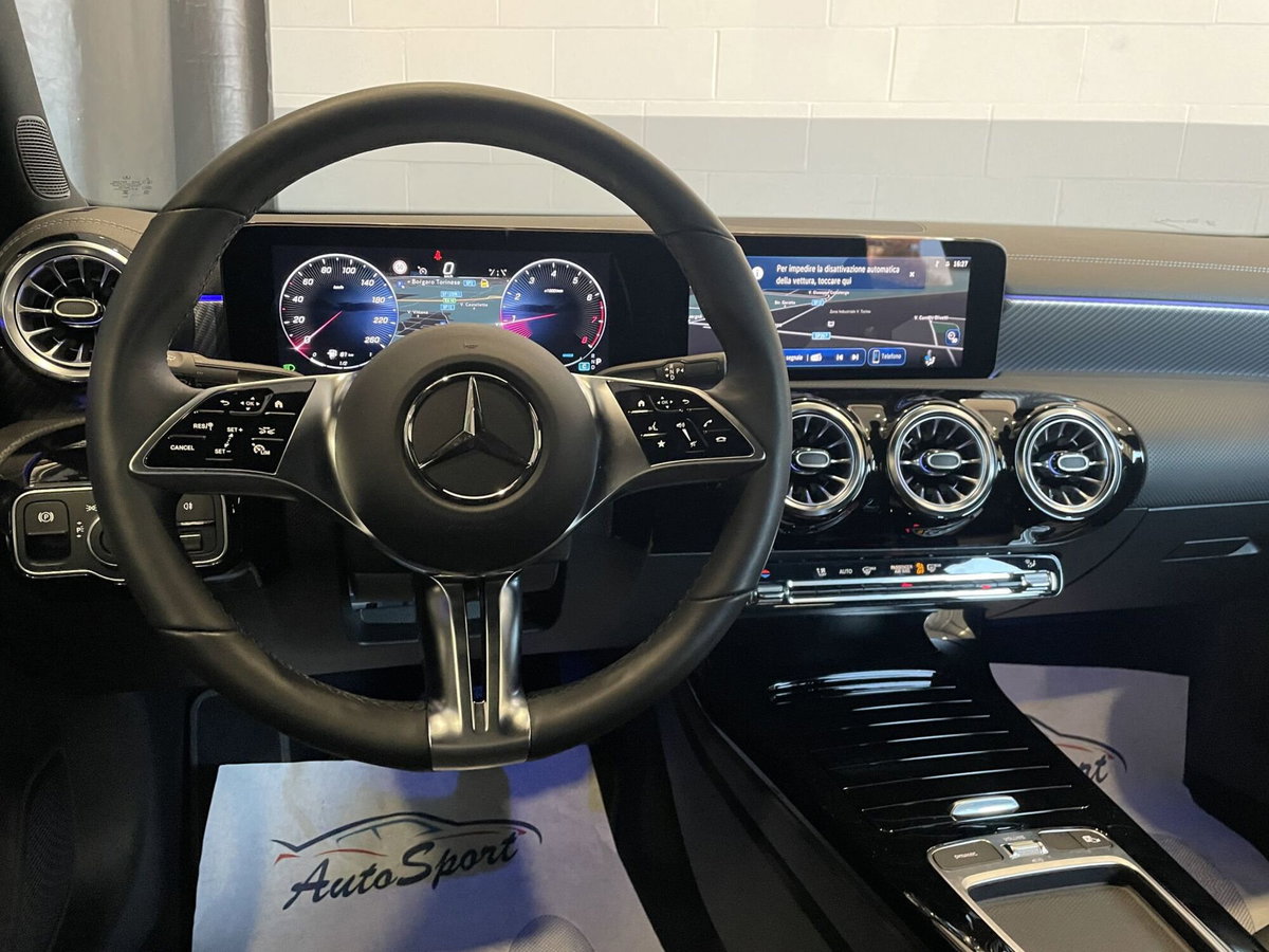 Mercedes-Benz CLA 180 Progressive Advanced Plus auto (12)