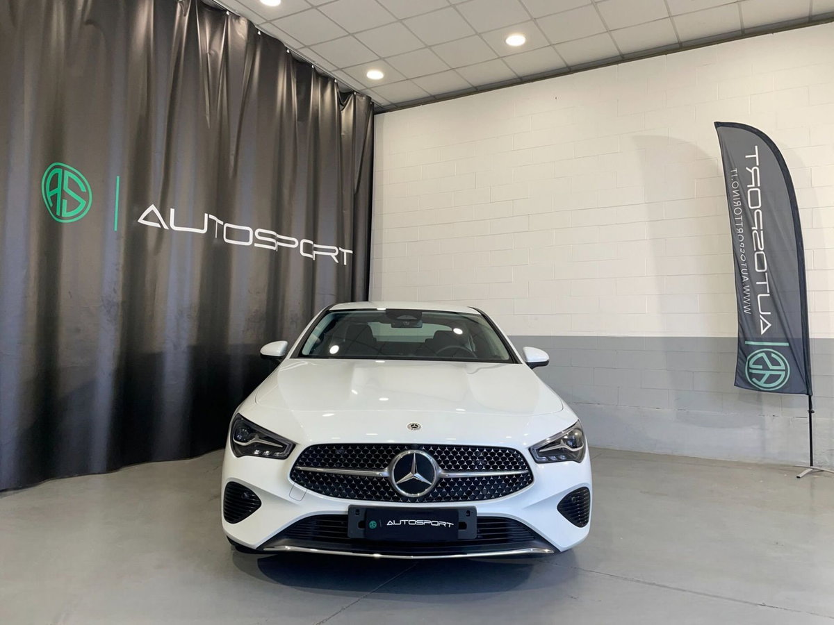 Mercedes-Benz CLA 180 Progressive Advanced Plus auto (2)