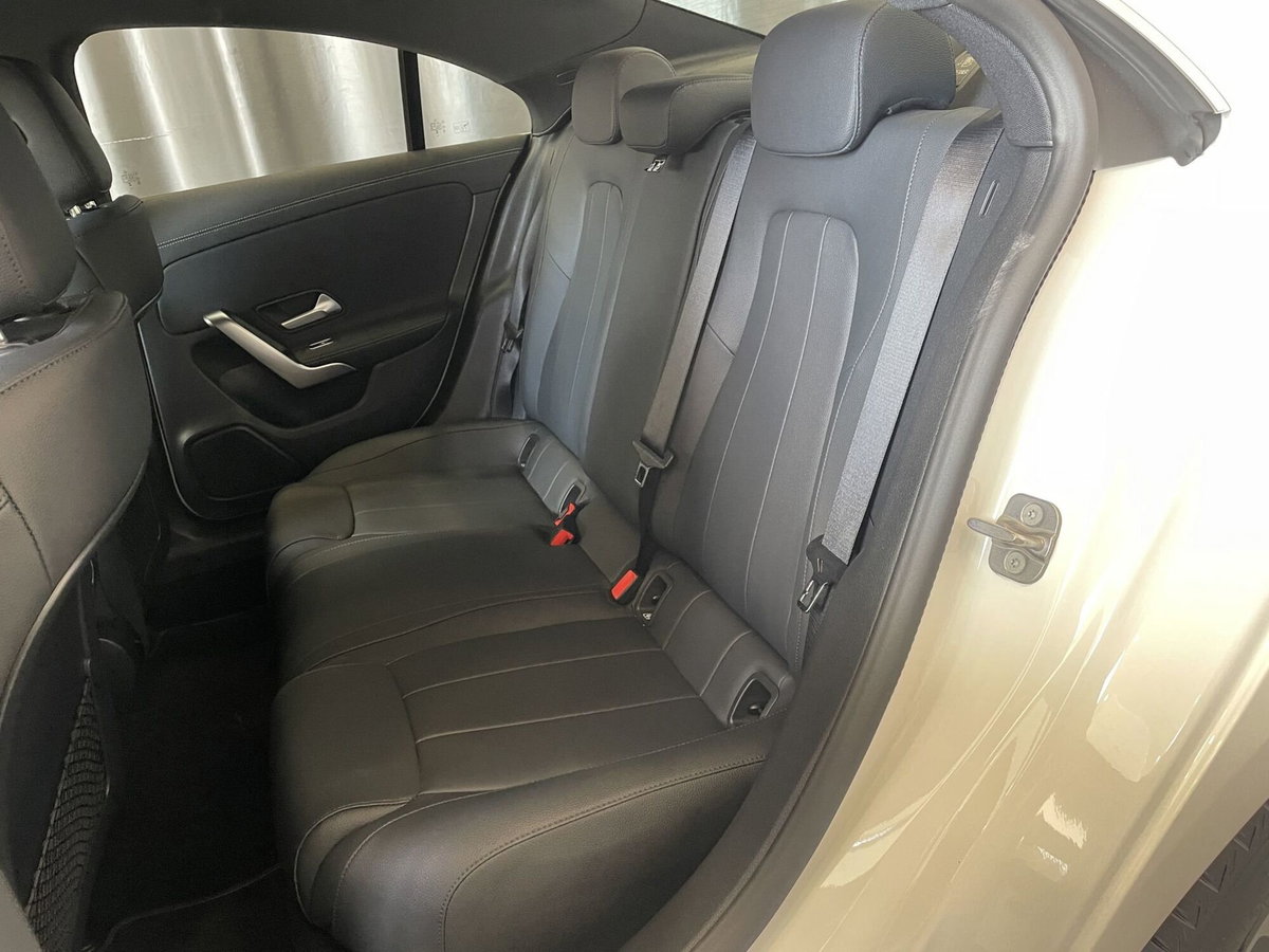 Mercedes-Benz CLA 180 Automatic Executive (10)