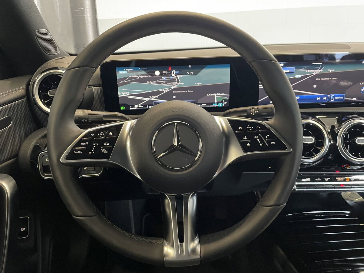 Mercedes-Benz CLA 180 Automatic Executive (11)
