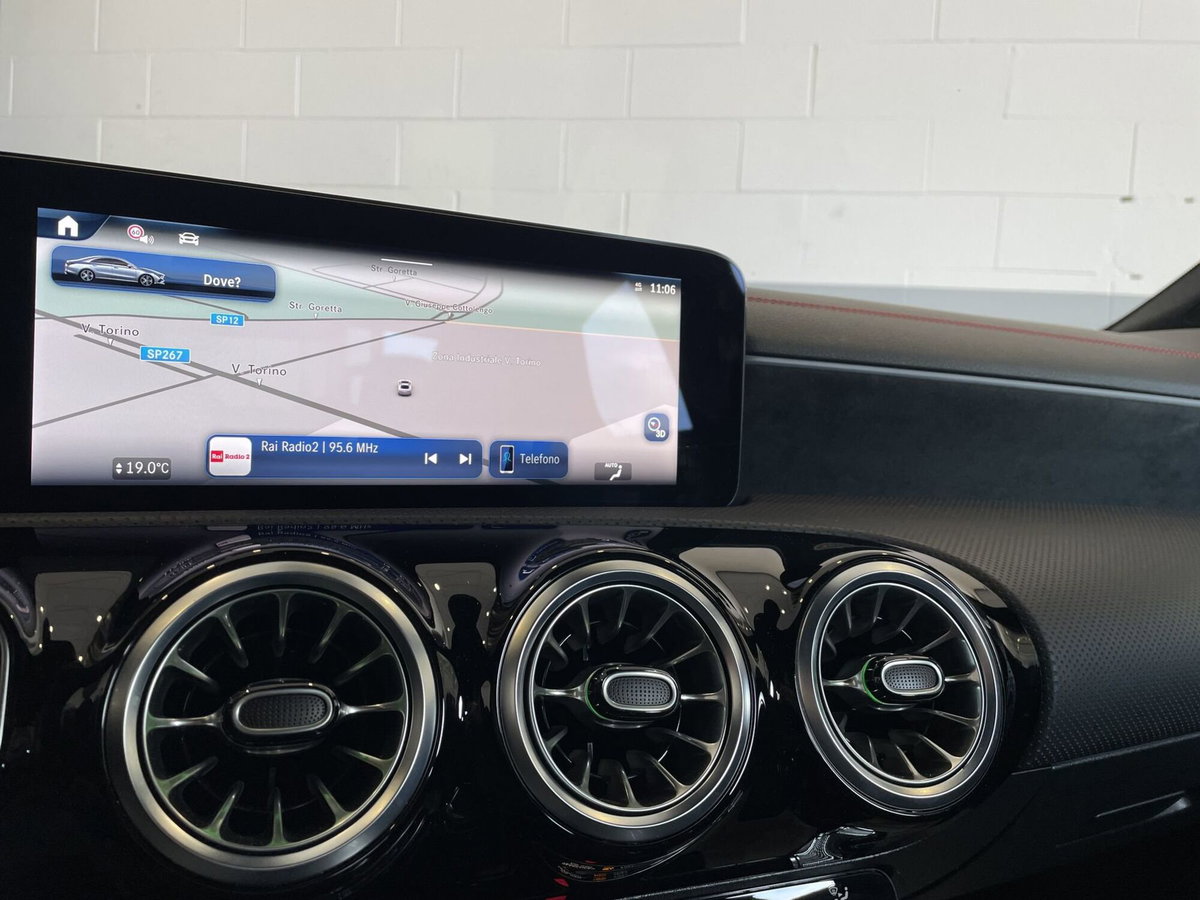 Mercedes-Benz CLA 180 Automatic Premium (14)