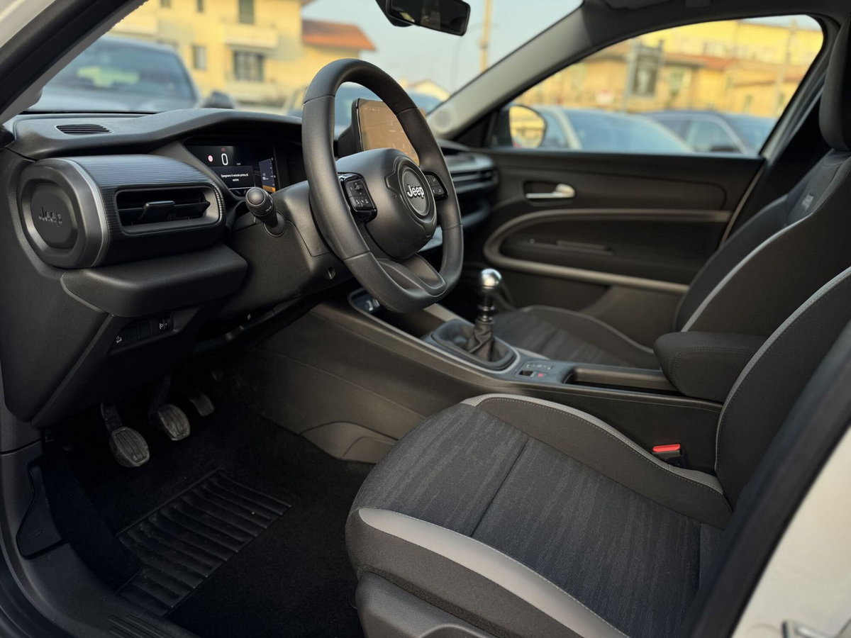 Jeep Avenger 1.2 turbo Altitude fwd 100cv (11)