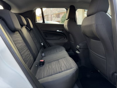 Jeep Avenger 1.2 turbo Altitude fwd 100cv (15)