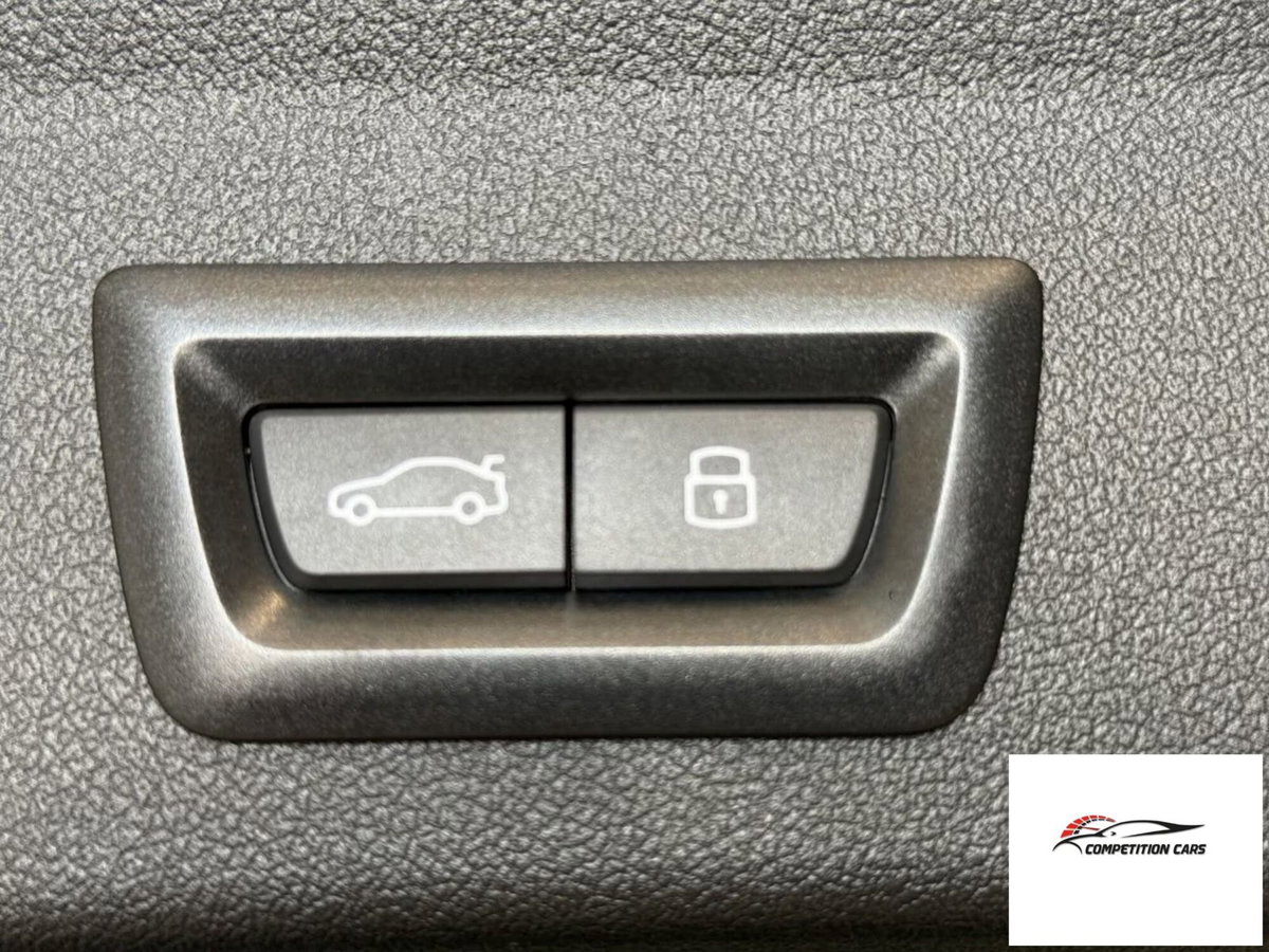 BMW Serie 1 120i 5p. Luxury (16)