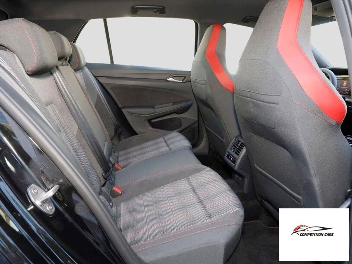 Volkswagen Golf 2.0 TSI GTI (12)