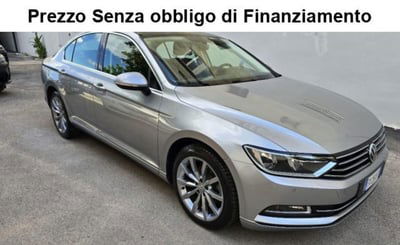 Volkswagen Passat 2.0 TDI DSG Business BlueMotion Technology usata