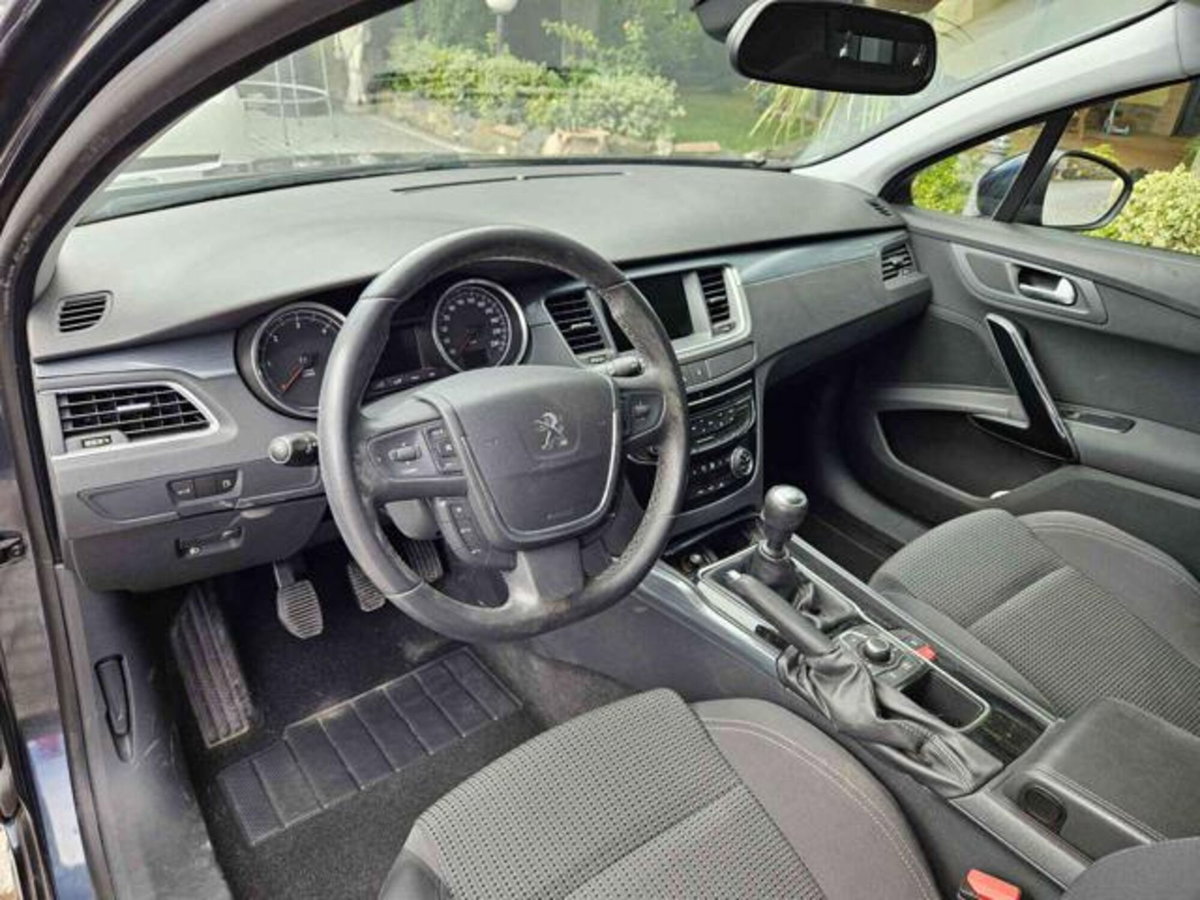 Peugeot 508 2.0 HDi 140CV Allure (9)
