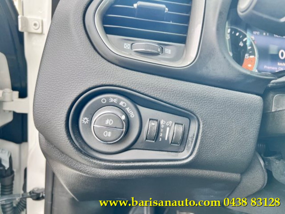 Jeep Renegade 1.6 Mjt 130 CV Limited (10)