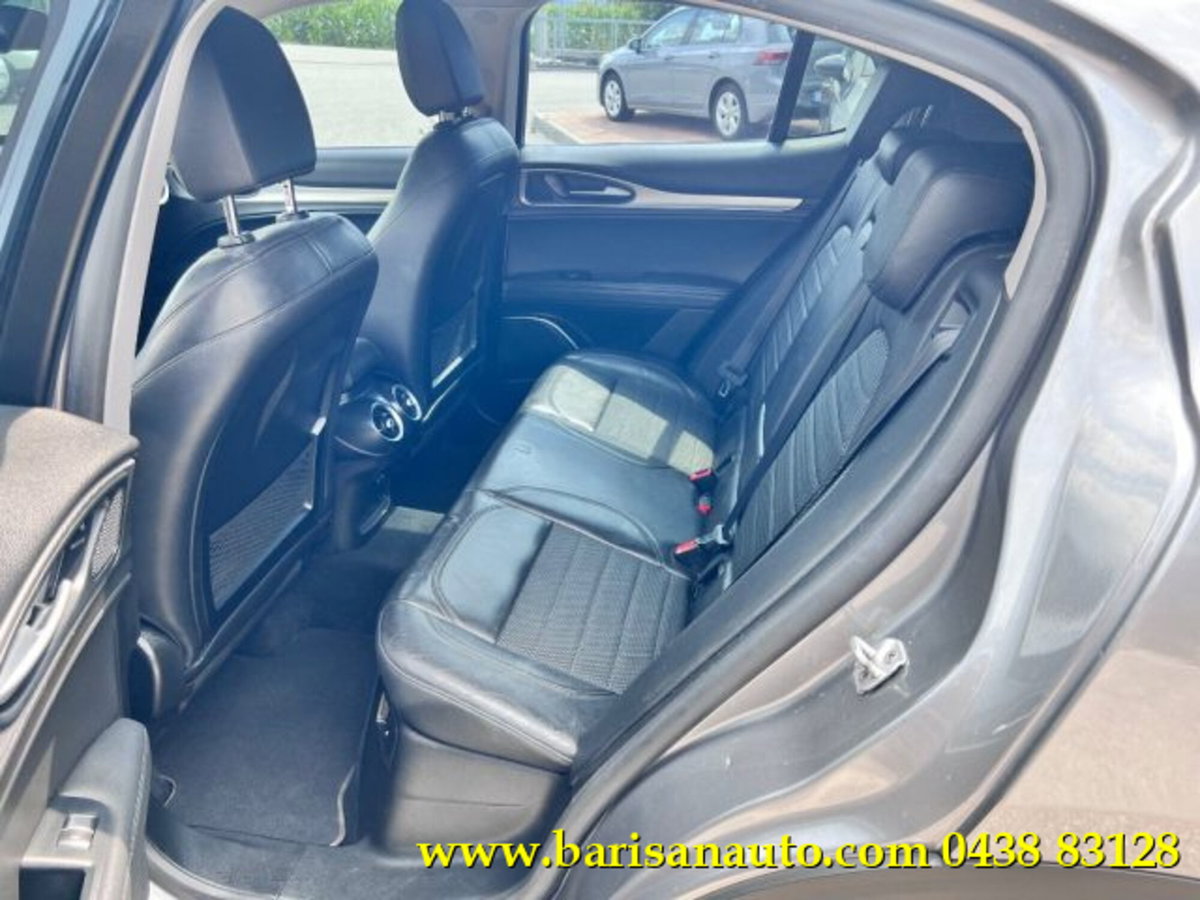 Alfa Romeo Stelvio Stelvio 2.2 Turbodiesel 210 CV AT8 Q4 Executive (6)